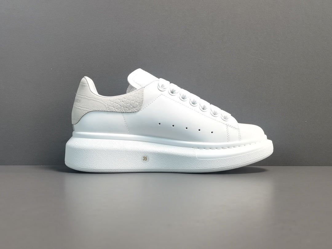 ALEXANDER MCQUEEN SNEAKERS x WHITE VANILLA - Sin Sity Reps