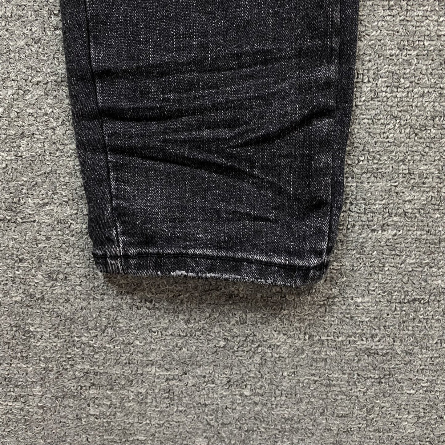 AMIRI VARSITY LOGO REPAIR JEANS - Sin Sity Reps