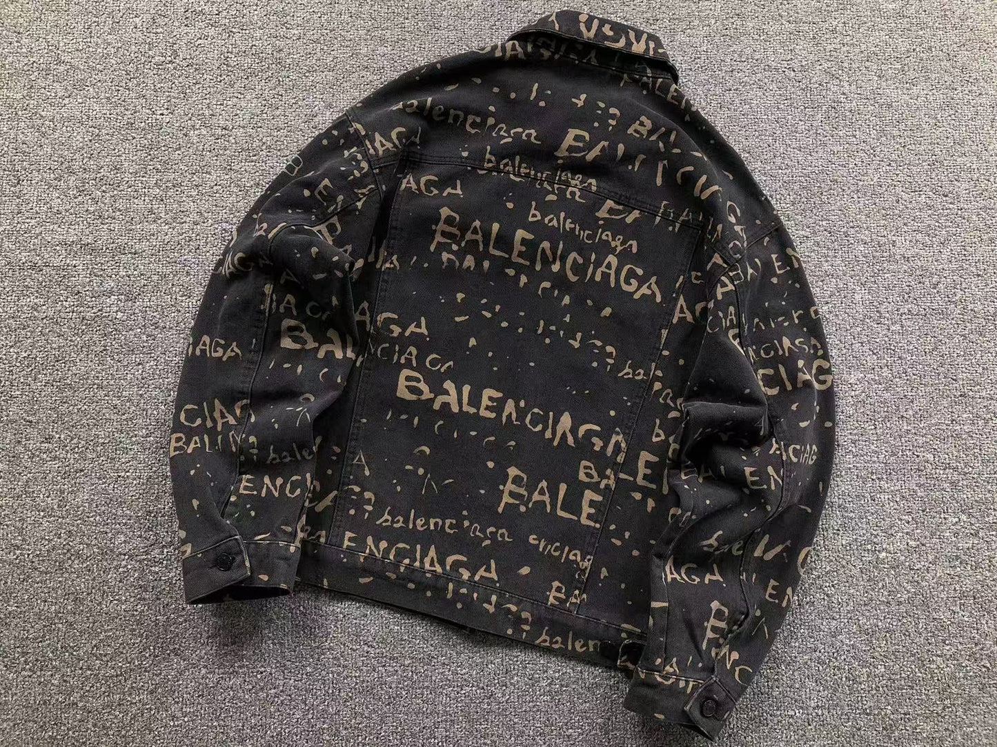 BALENCIAGA FULL PRINT JACKET BLACK - Sin Sity Reps