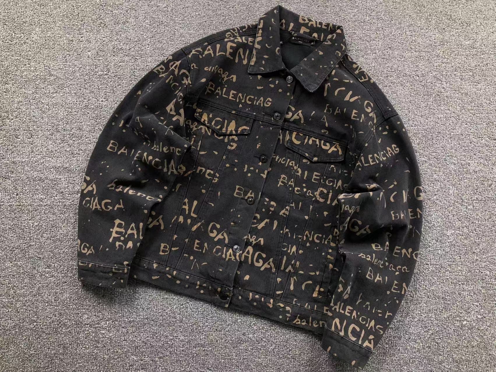 BALENCIAGA FULL PRINT JACKET BLACK - Sin Sity Reps