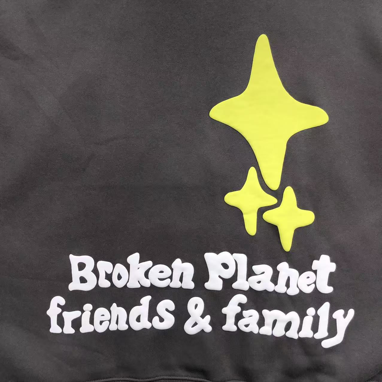 BROKEN PLANET DIFFERENT WORLDS HOODIE SLATE - Sin Sity Reps