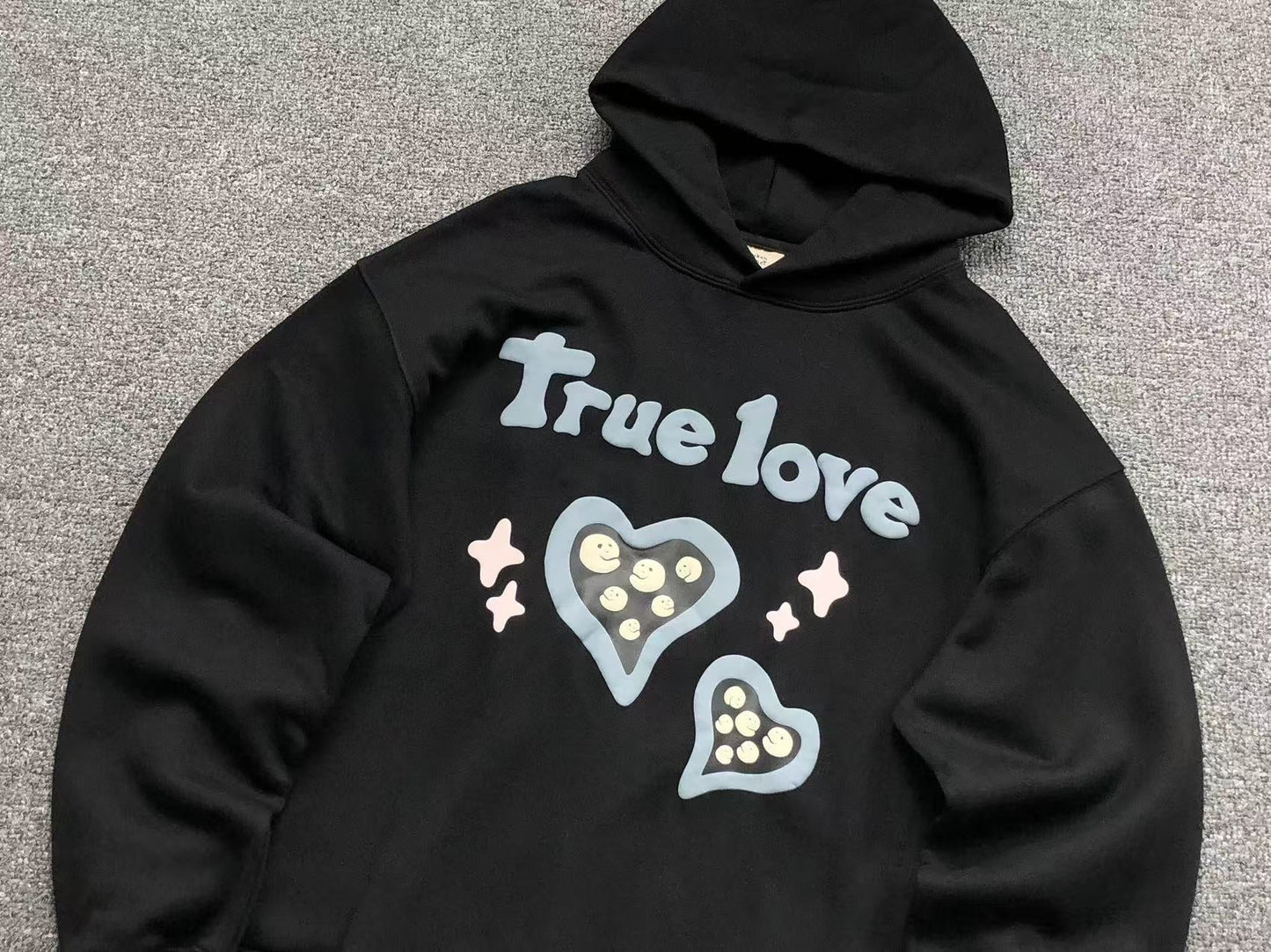 BROKEN PLANET TRUE LOVE IS HARD TO FIND HOODIE BLACK - Sin Sity Reps