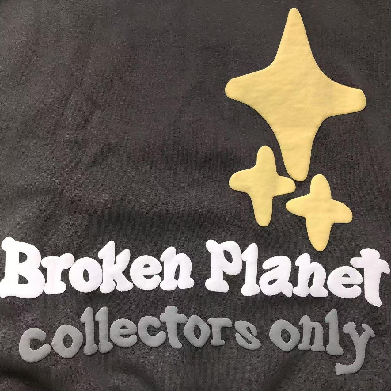 BROKEN PLANETS AM I THE ONLY ONE? HOODIE SLATE - Sin Sity Reps