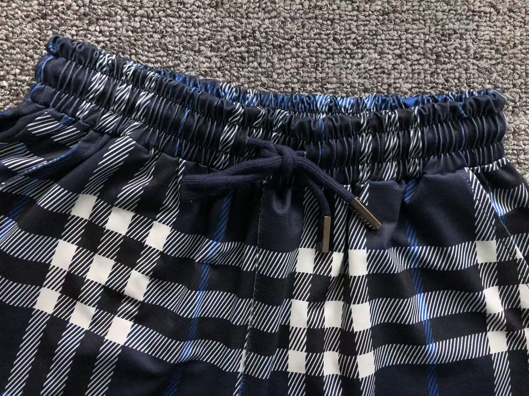 BURBERRY CHECK - PRINT SHORTS DARK BLUE - Sin Sity Reps