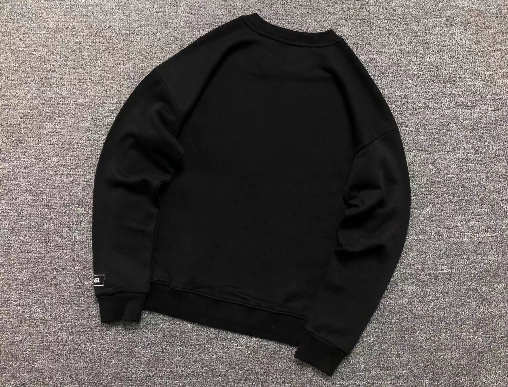 CHANEL CC LOGO SWEATSHIRT BLACK - Sin Sity Reps