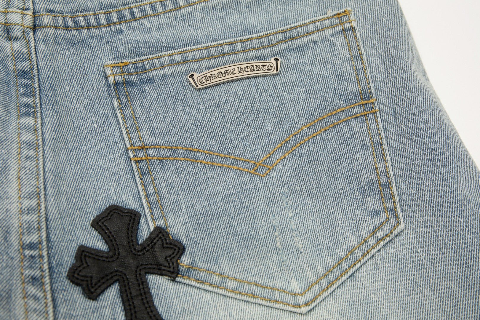 CHROME HEARTS CROSS PATCH JEANS VINTAGE BLUE - Sin Sity Reps