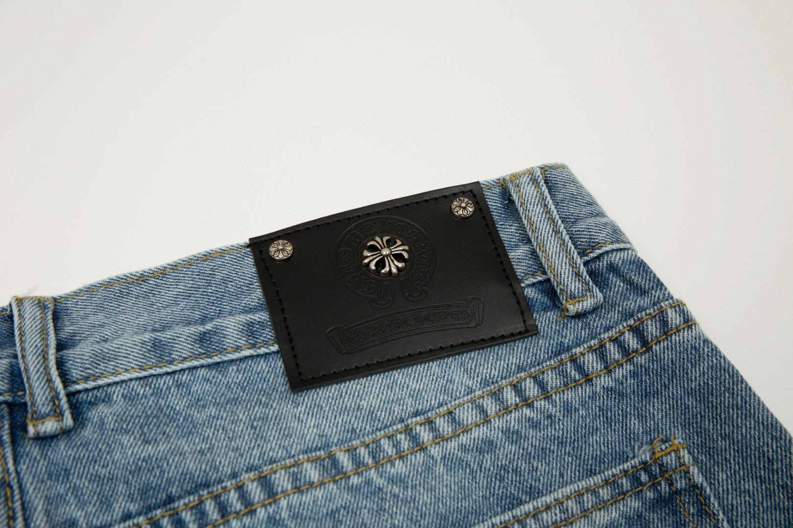 CHROME HEARTS X LEVI'S CROSS PATCH JEANS - Sin Sity Reps