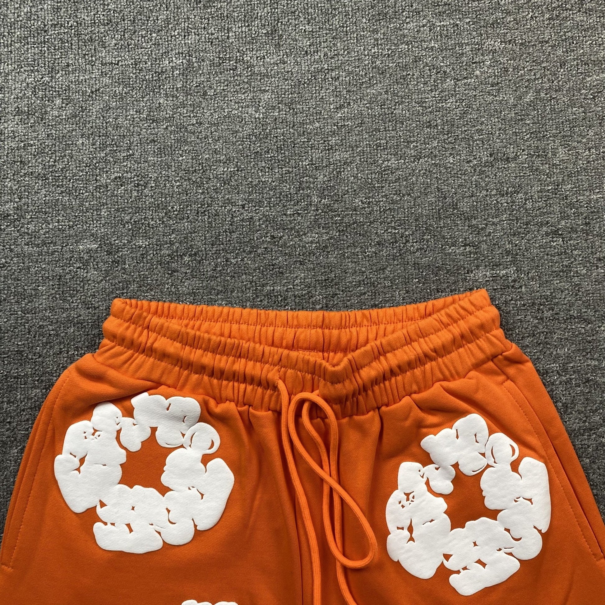 DENIM TEARS COTTON WREATH SHORTS ORANGE - Sin Sity Reps