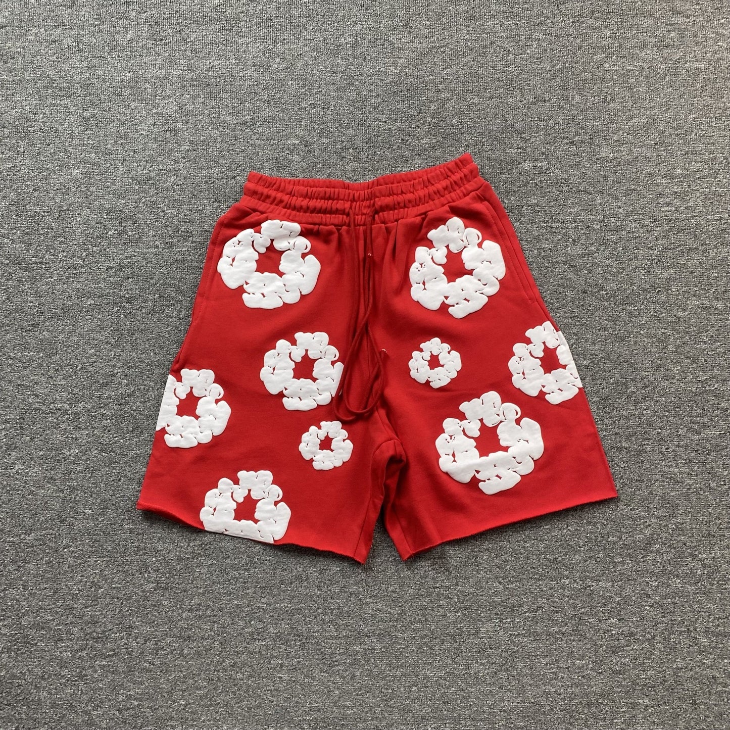 DENIM TEARS COTTON WREATH SHORTS RED - Sin Sity Reps