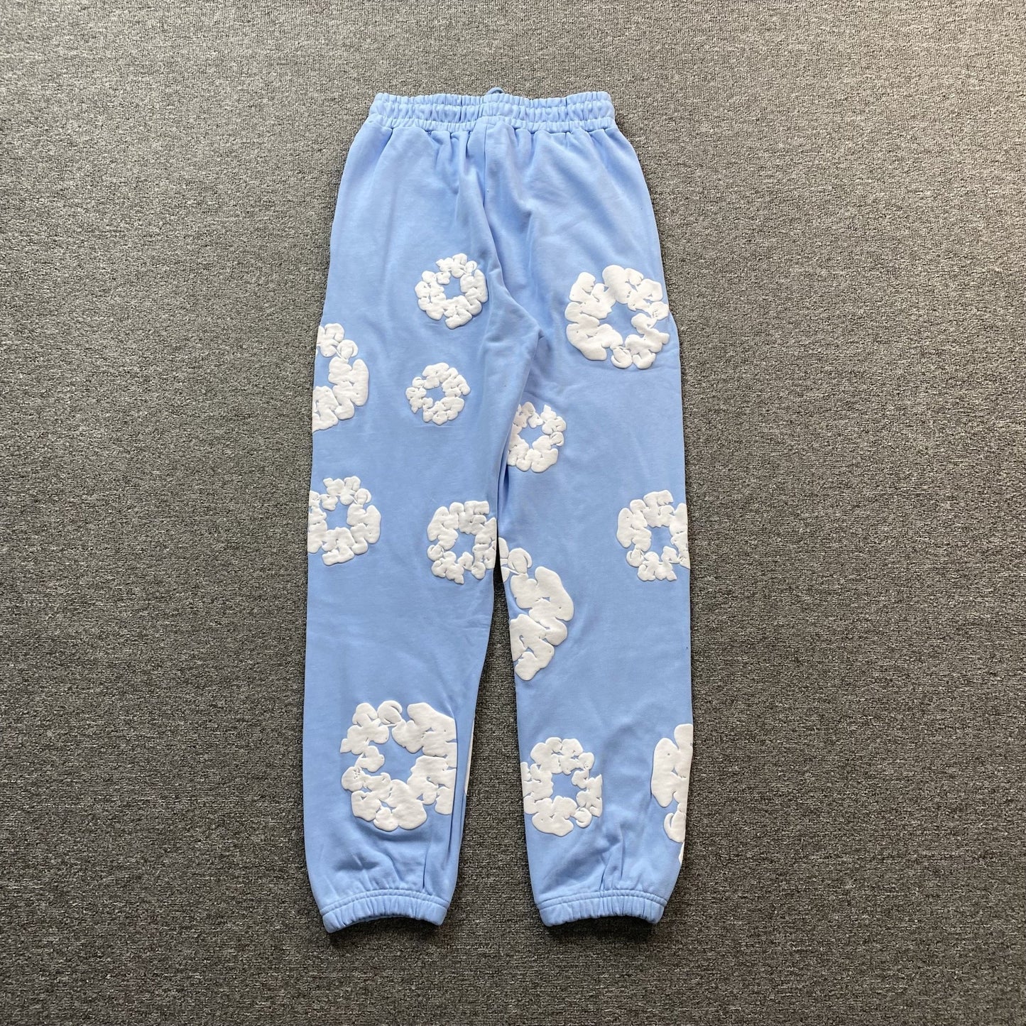 DENIM TEARS COTTON WREATH SWEATPANTS BABY BLUE - Sin Sity Reps