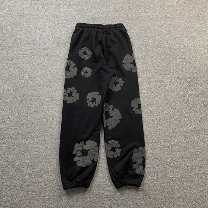 DENIM TEARS COTTON WREATH SWEATPANTS MONOCHROME BLACK - Sin Sity Reps