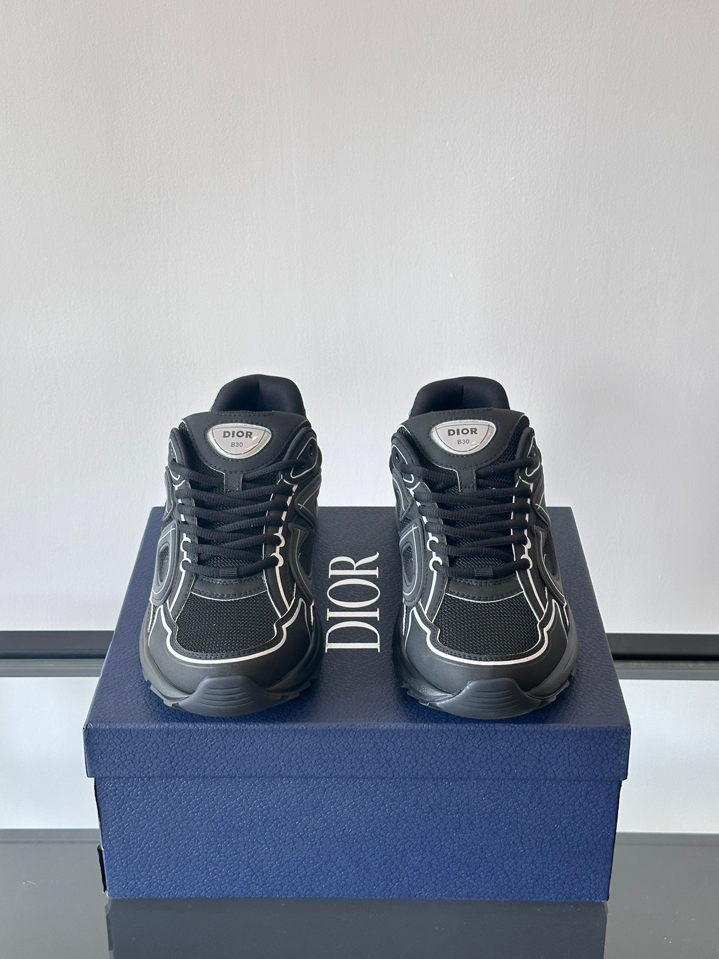 DIOR B30 TRIPLE BLACK - Sin Sity Reps