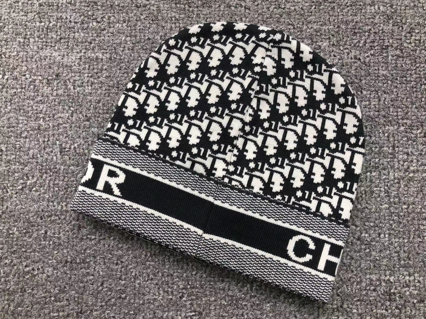 DIOR LOGO PATTERN BEANIE BLACK WHITE - Sin Sity Reps