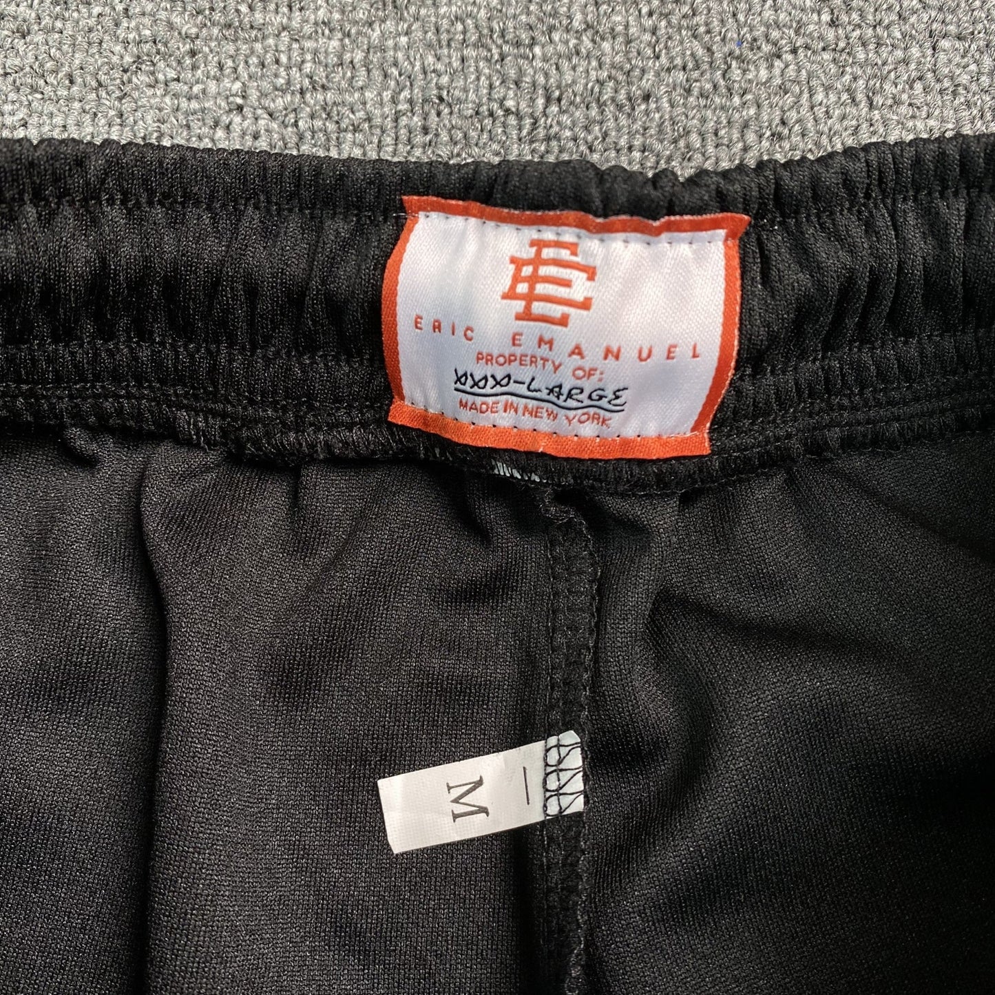 ERIC EMANUEL EE BASIC SHORTS BLACK/RED - Sin Sity Reps