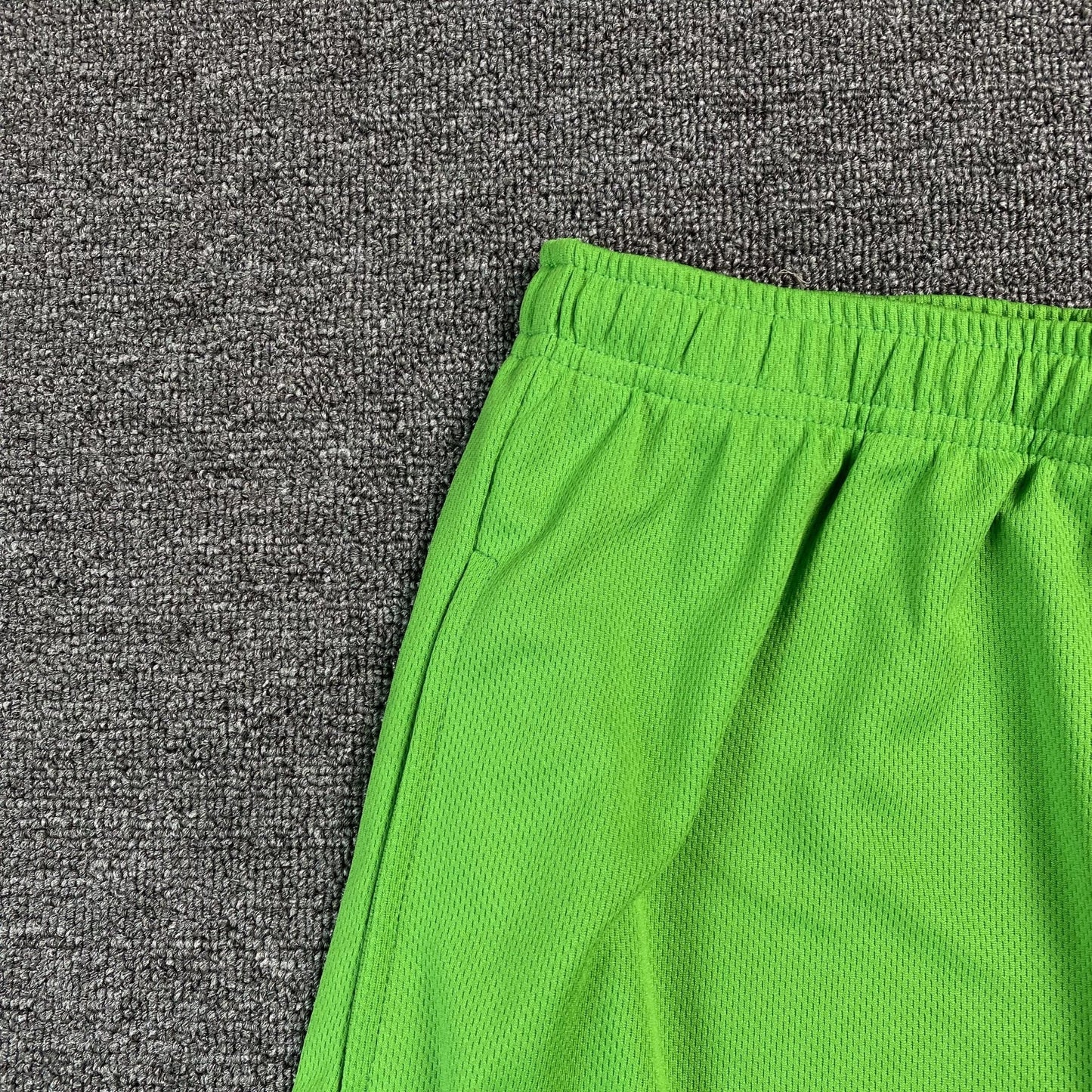 ERIC EMANUEL EE BASIC SHORTS SLIME GREEN/BLACK - Sin Sity Reps