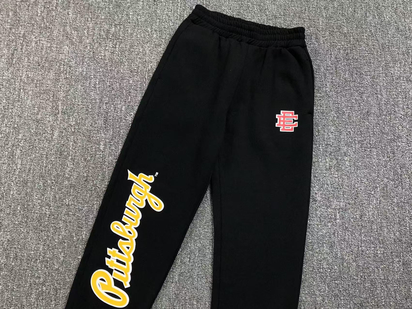 ERIC EMANUEL EE PITTSBURGH PIRATES NE SWEATPANTS BLACK - Sin Sity Reps