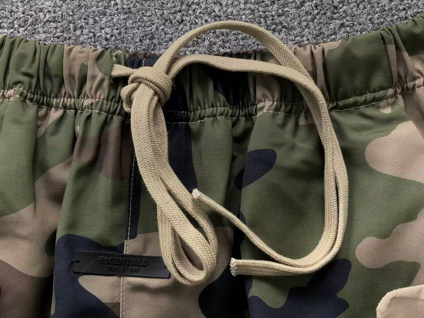 FEAR OF GOD ESSENTIALS MILITARY NYLON FIELD PANTS WOODLAND CAMO - Sin Sity Reps