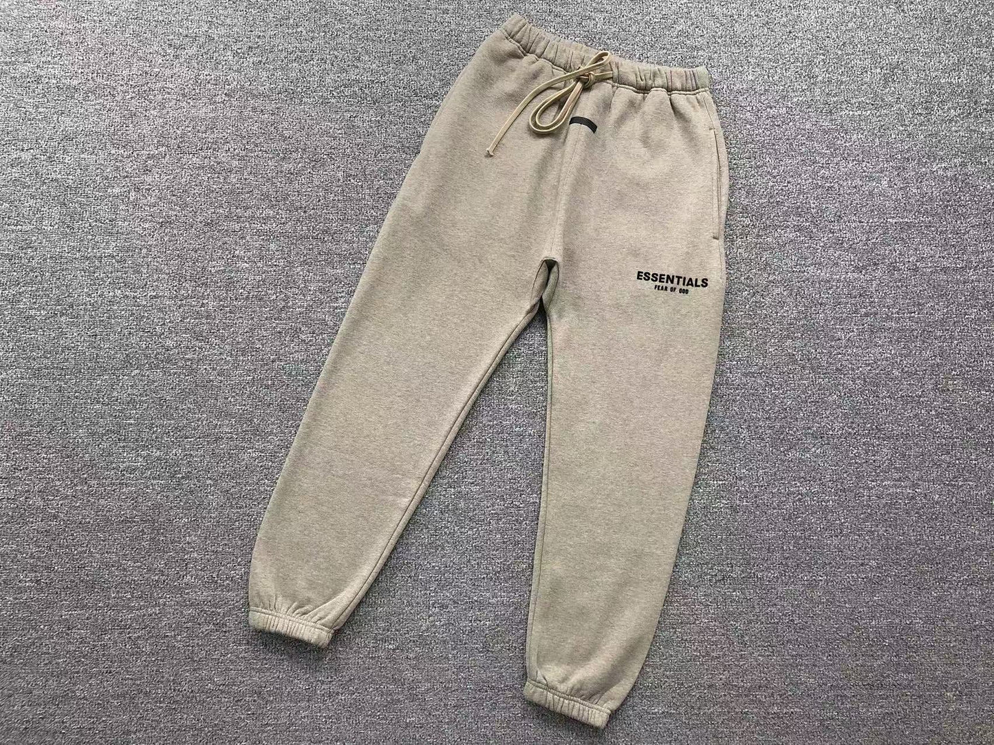 FEAR OF GOD ESSENTIALS SWEATPANTS TAN - Sin Sity Reps