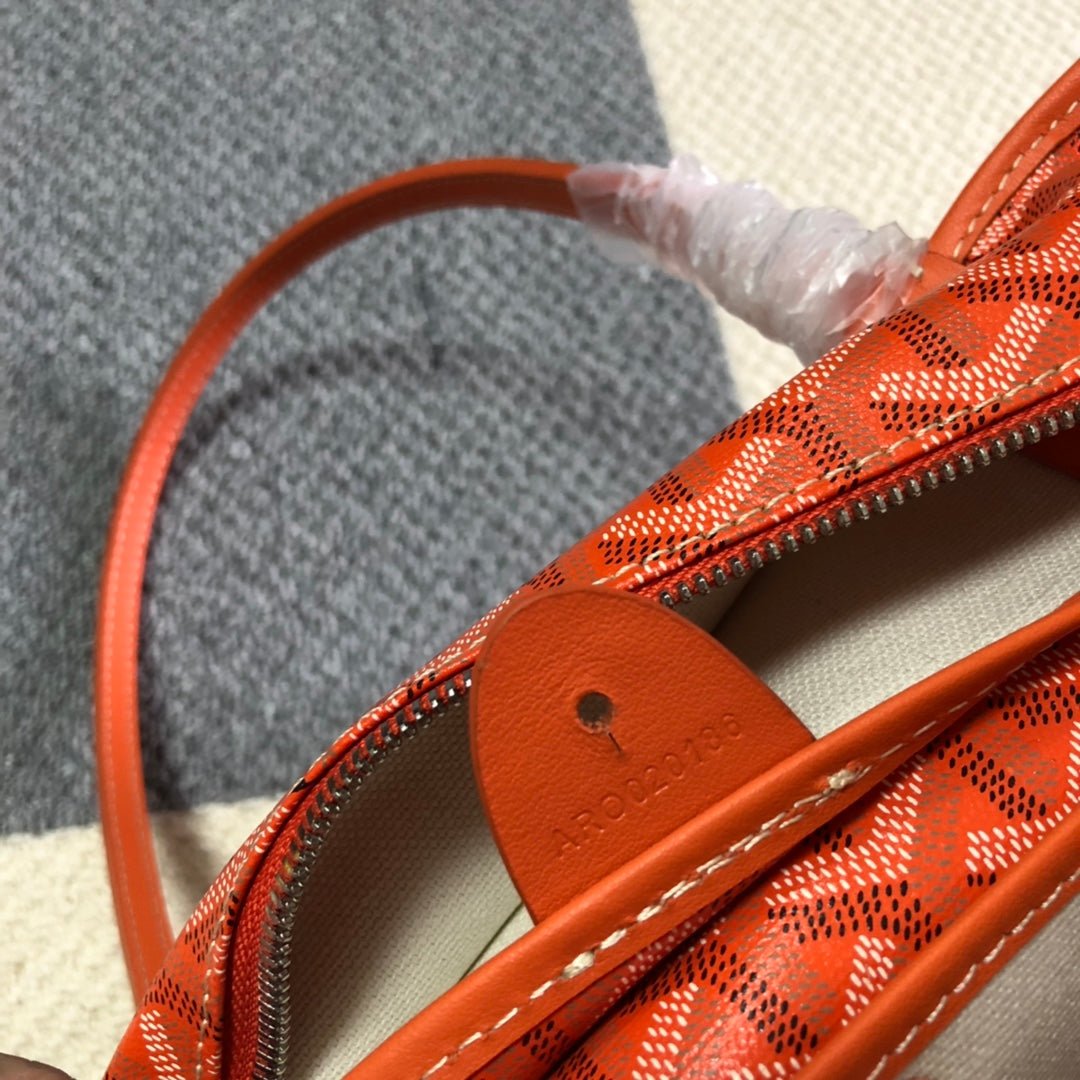 GOYARD ARTOIS PM TOTE BAG RED - Sin Sity Reps