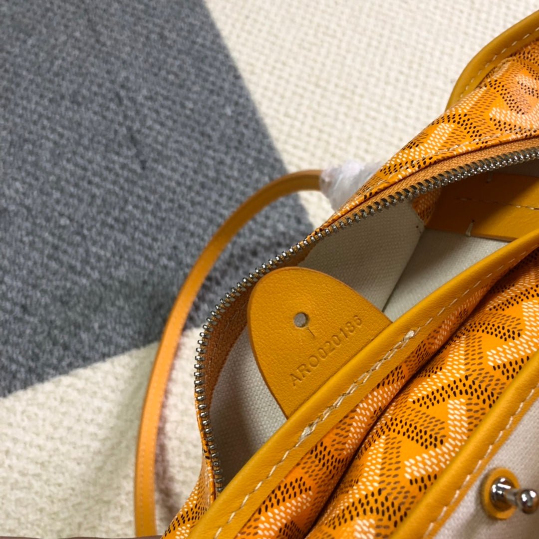 GOYARD ARTOIS PM TOTE BAG YELLOW - Sin Sity Reps