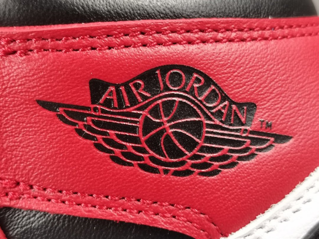 JORDAN 1 RETRO HIGH CHICAGO LOST & FOUND - Sin Sity Reps