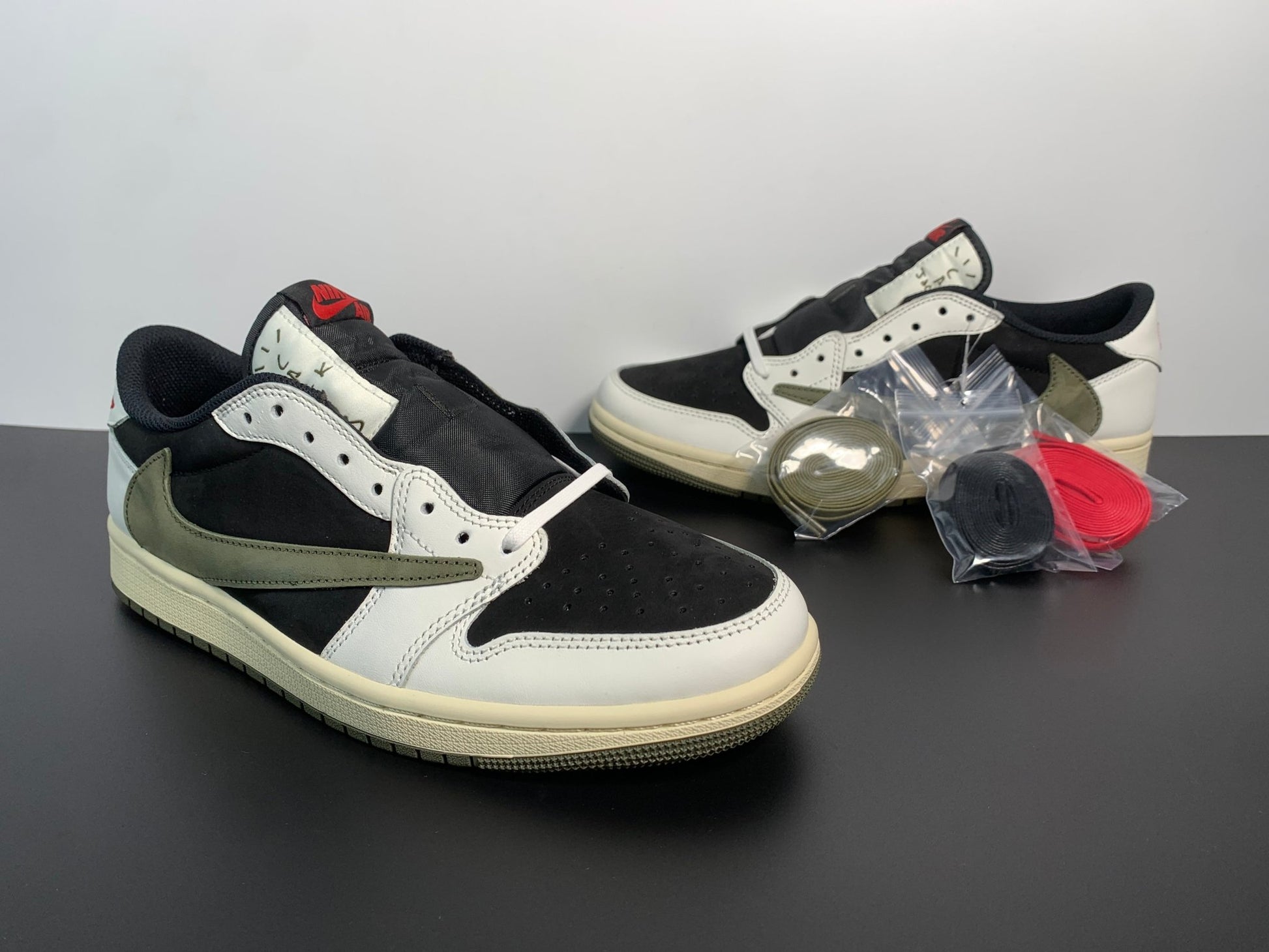 JORDAN 1 RETRO LOW OG SP TRAVIS SCOTT OLIVE - Sin Sity Reps