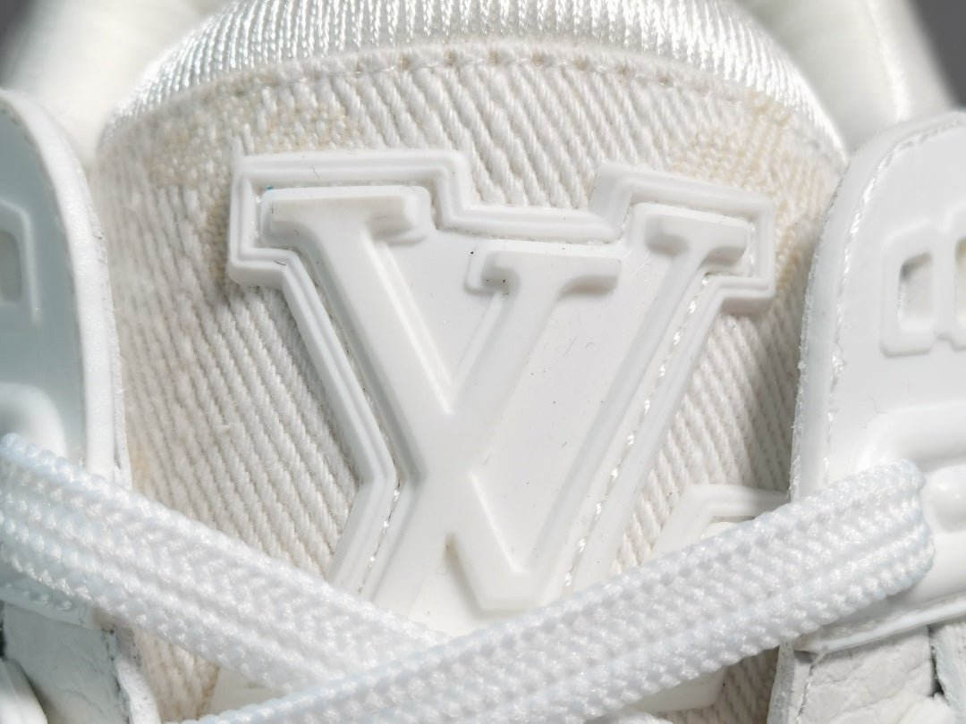 LOUIS VUITTON LV TRAINER SNEAKER - Sin Sity Reps