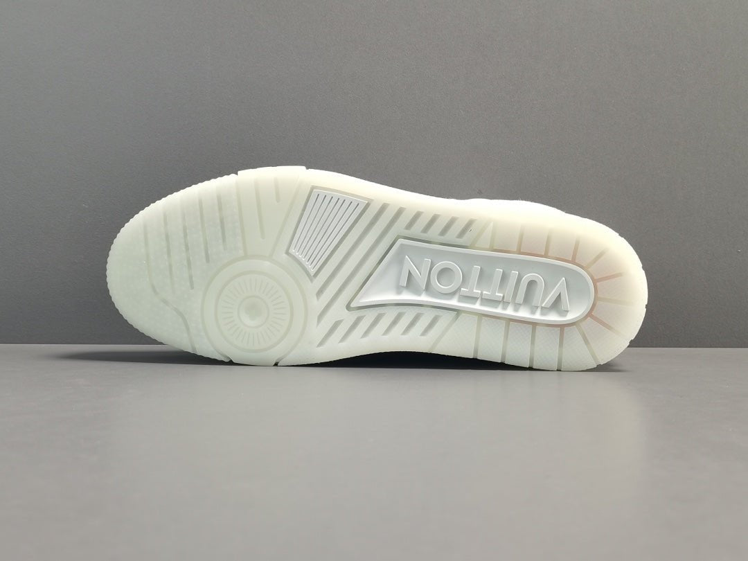 LOUIS VUITTON LV TRAINER SNEAKER - Sin Sity Reps