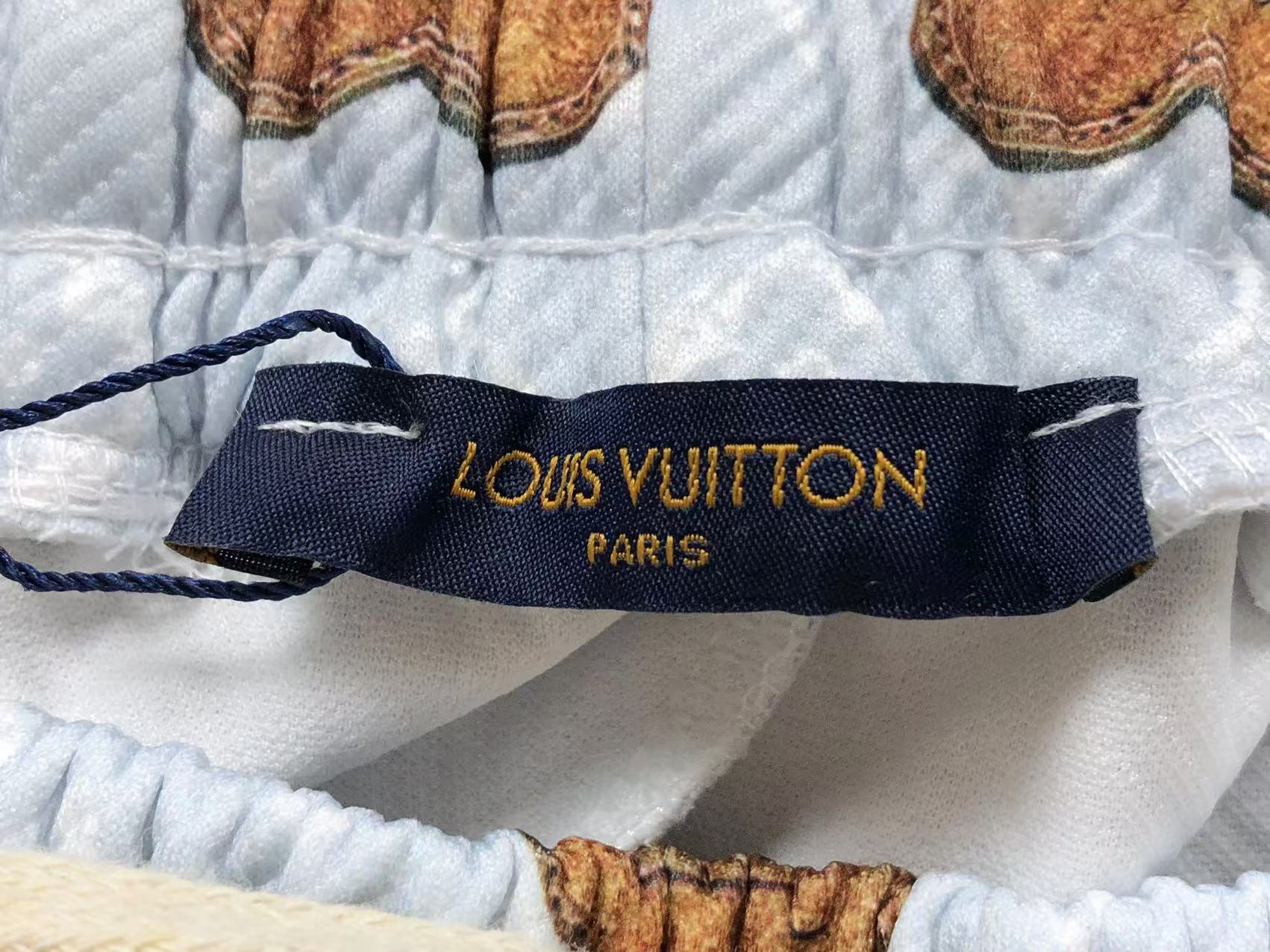 LOUIS VUITTON MONOGRAM SHORTS MULTICOLOR LIGHT GREY - Sin Sity Reps