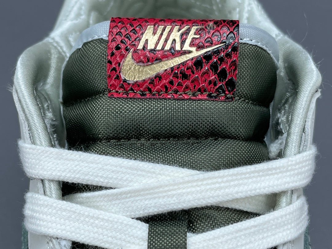 NIKE DUNK LOW x YEAR OF THE SNAKE - Sin Sity Reps