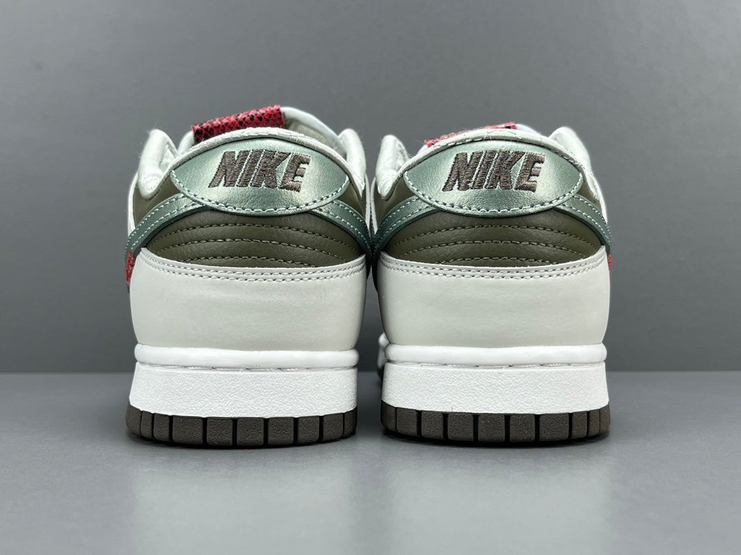 NIKE DUNK LOW x YEAR OF THE SNAKE - Sin Sity Reps