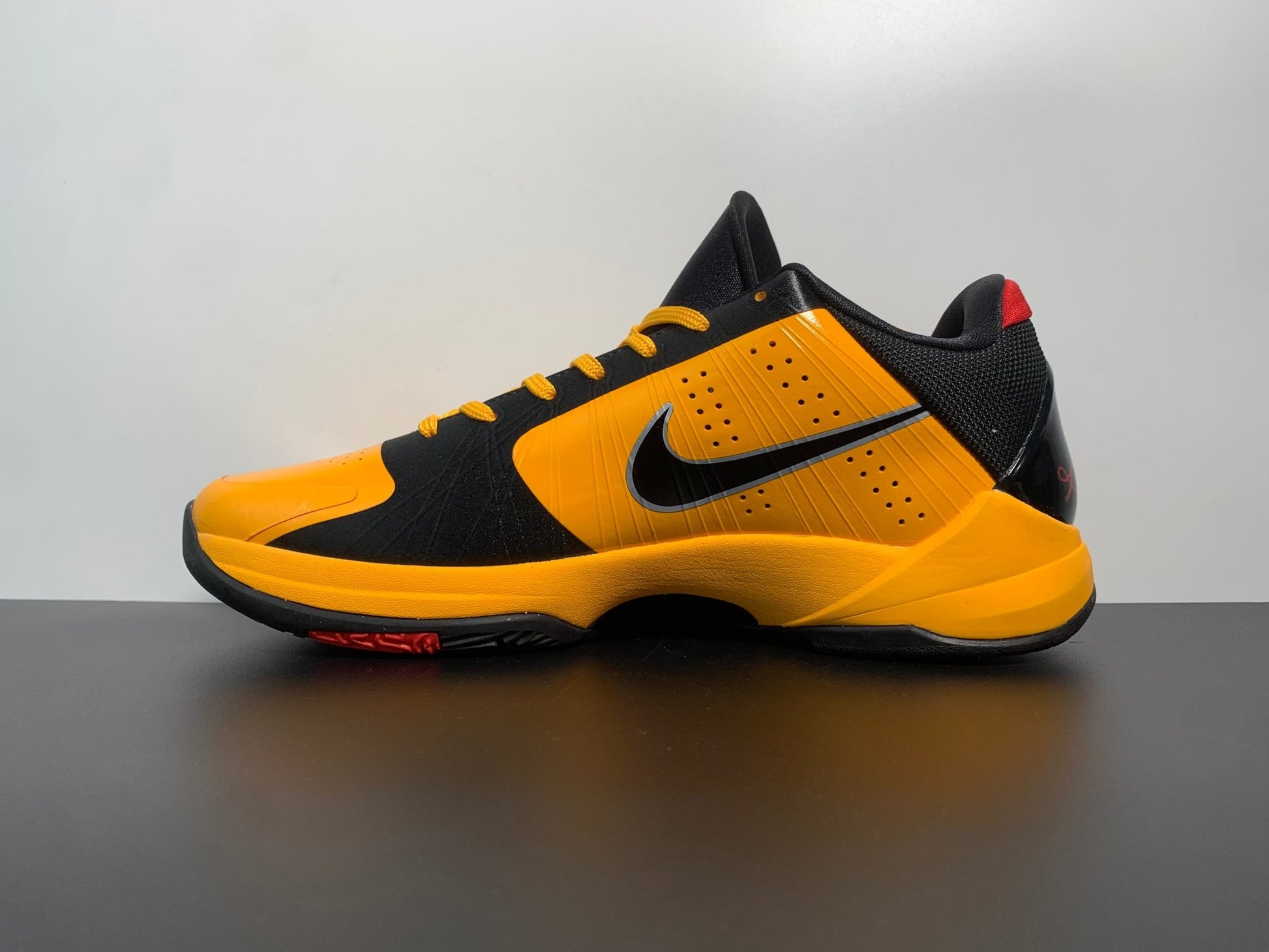 NIKE KOBE 5 PROTRO BRUCE LEE - Sin Sity Reps