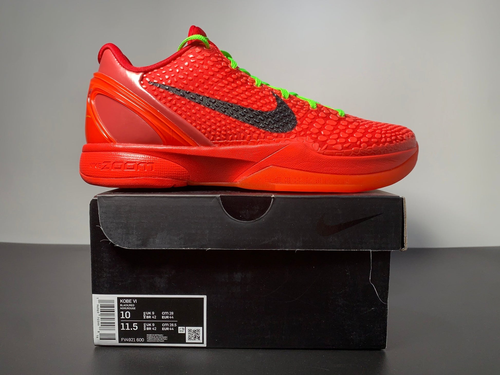 NIKE KOBE 6 PROTRO REVERSE GRINCH - Sin Sity Reps