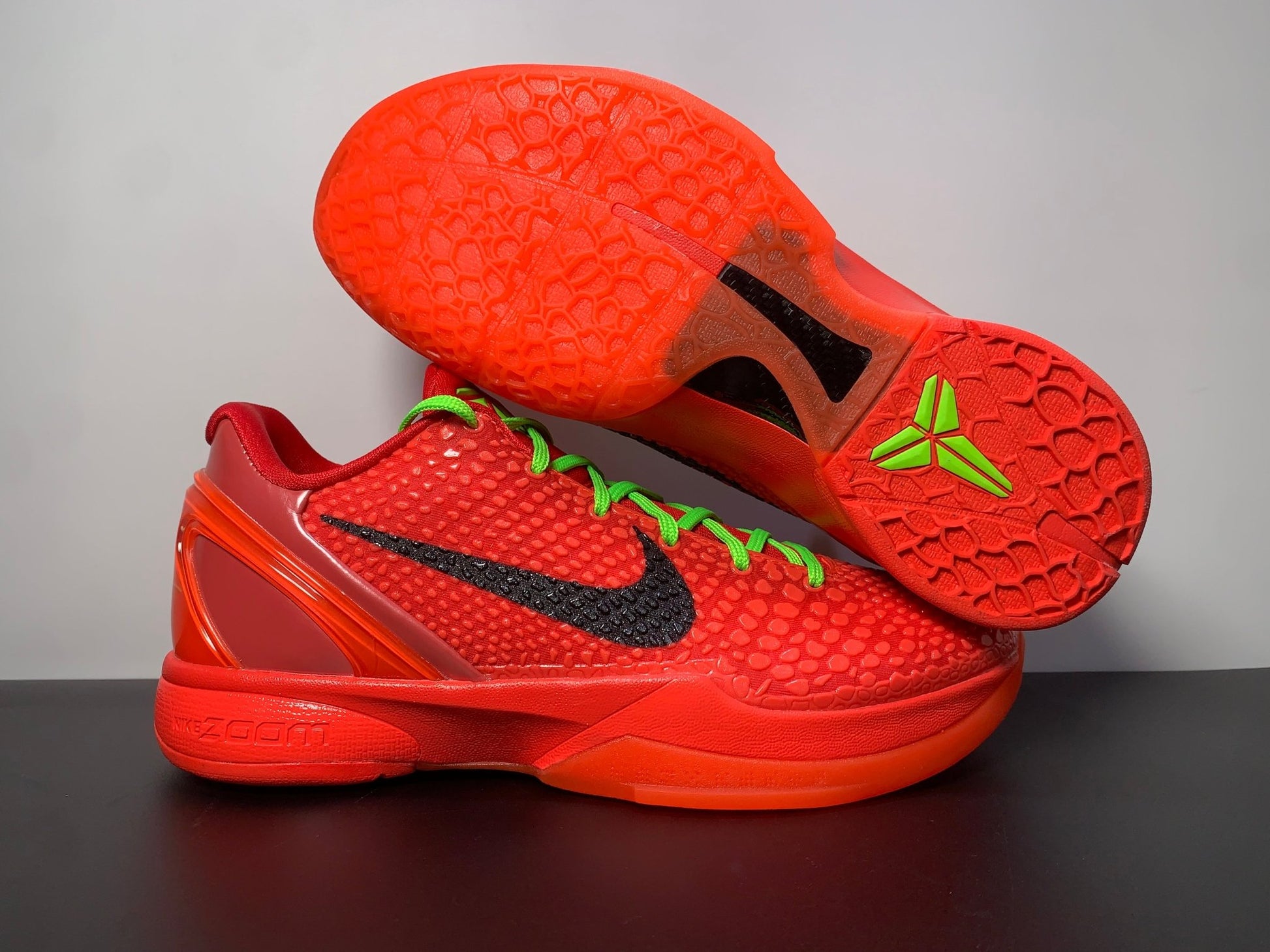 NIKE KOBE 6 PROTRO REVERSE GRINCH - Sin Sity Reps