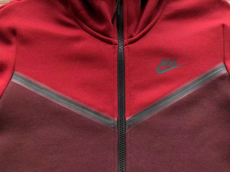 NIKE TECH FLEECE HOODIE x BERRY/POMEGRANATE - Sin Sity Reps