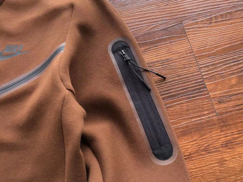 NIKE TECH FLEECE HOODIE x BROWN - Sin Sity Reps