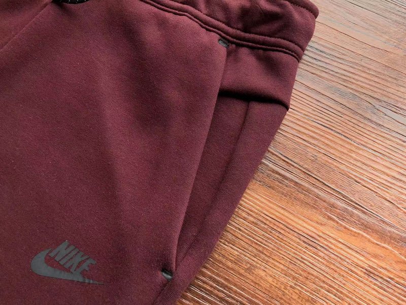 NIKE TECH FLEECE PANTS x BERRY/POMEGRANATE - Sin Sity Reps