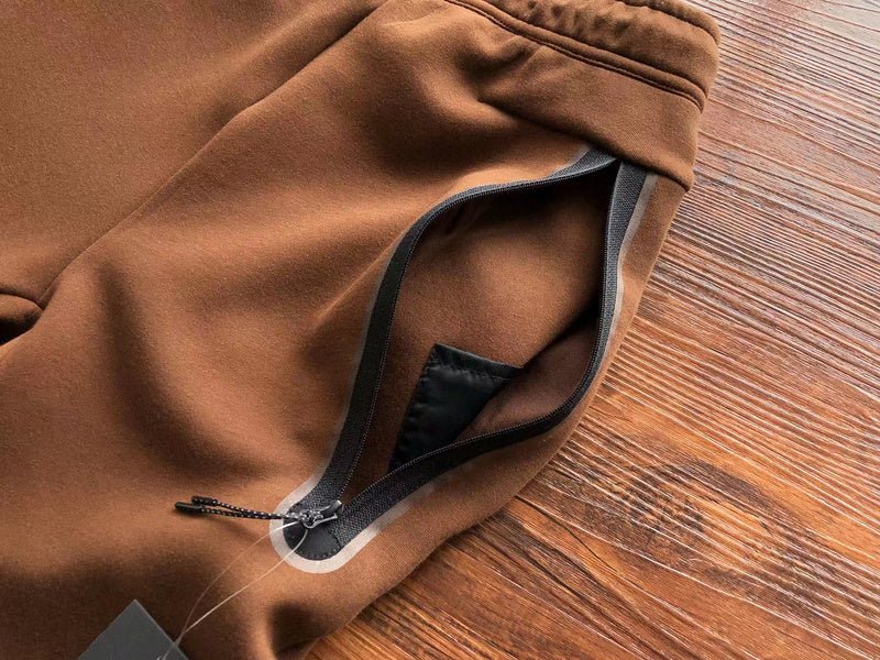 NIKE TECH FLEECE PANTS x BROWN - Sin Sity Reps