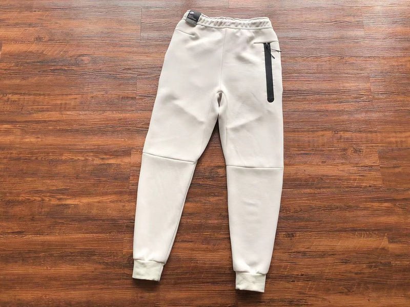 NIKE TECH FLEECE PANTS x CREAMY WHITE - Sin Sity Reps