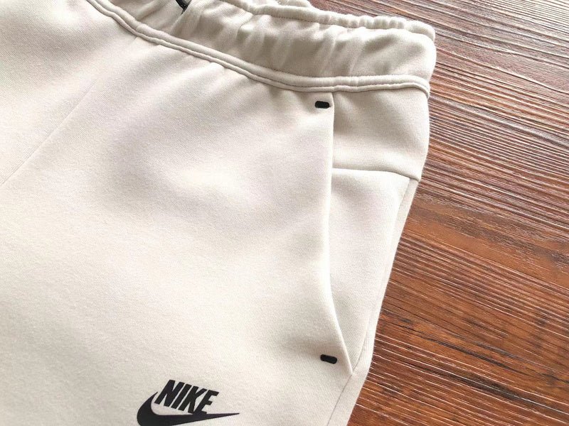 NIKE TECH FLEECE PANTS x CREAMY WHITE - Sin Sity Reps