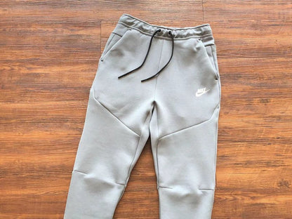 NIKE TECH FLEECE PANTS x GREY/WHITE - Sin Sity Reps