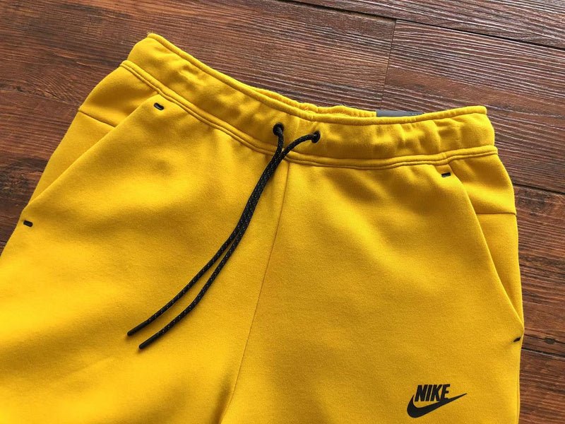 NIKE TECH FLEECE PANTS YELLOW - Sin Sity Reps