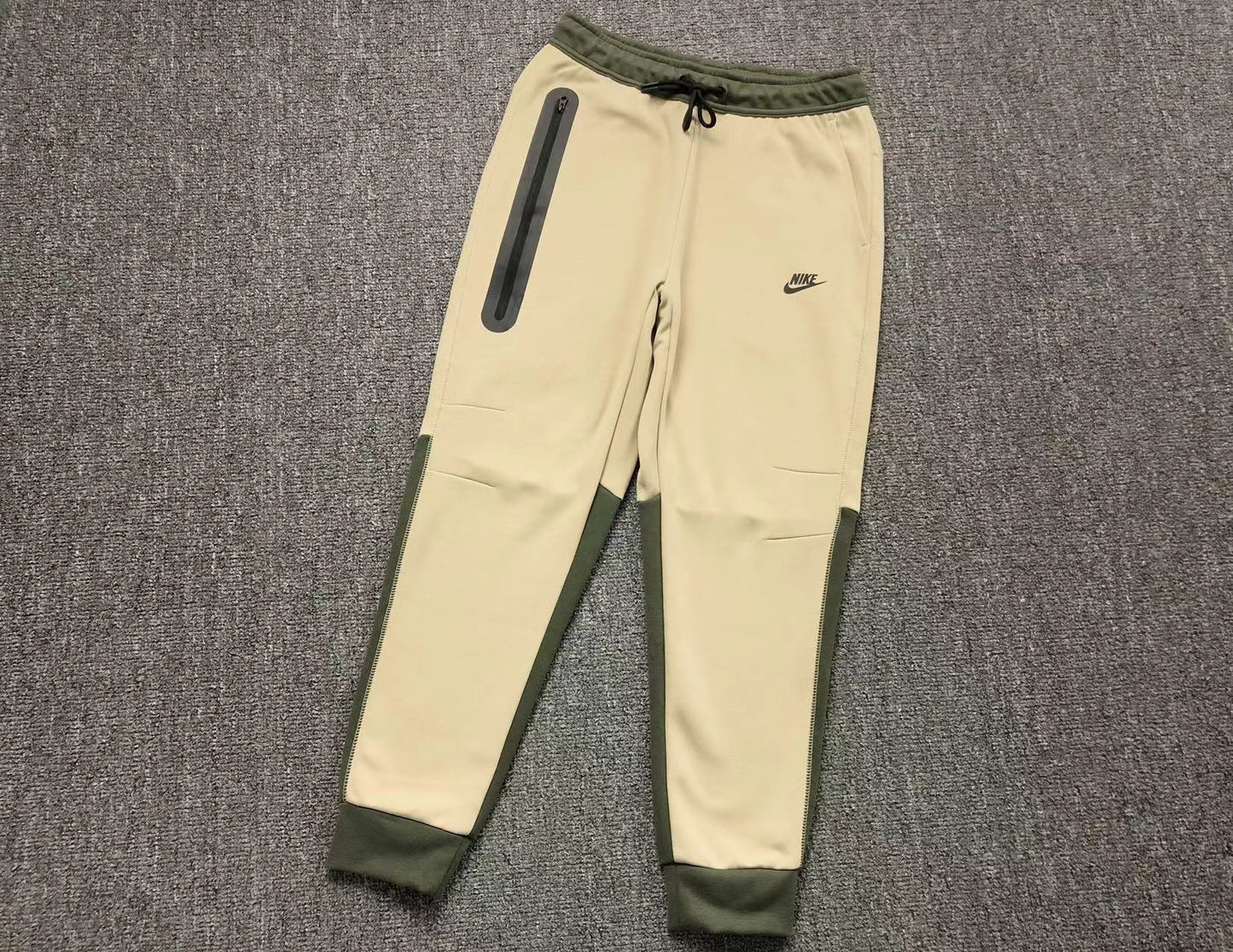 NIKE TECH FLEECE SWEATPANTS NEUTRAL OLIVE/MEDIUM OLIVE/BLACK - Sin Sity Reps