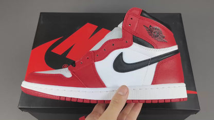 JORDAN 1 RETRO HIGH CHICAGO LOST & FOUND