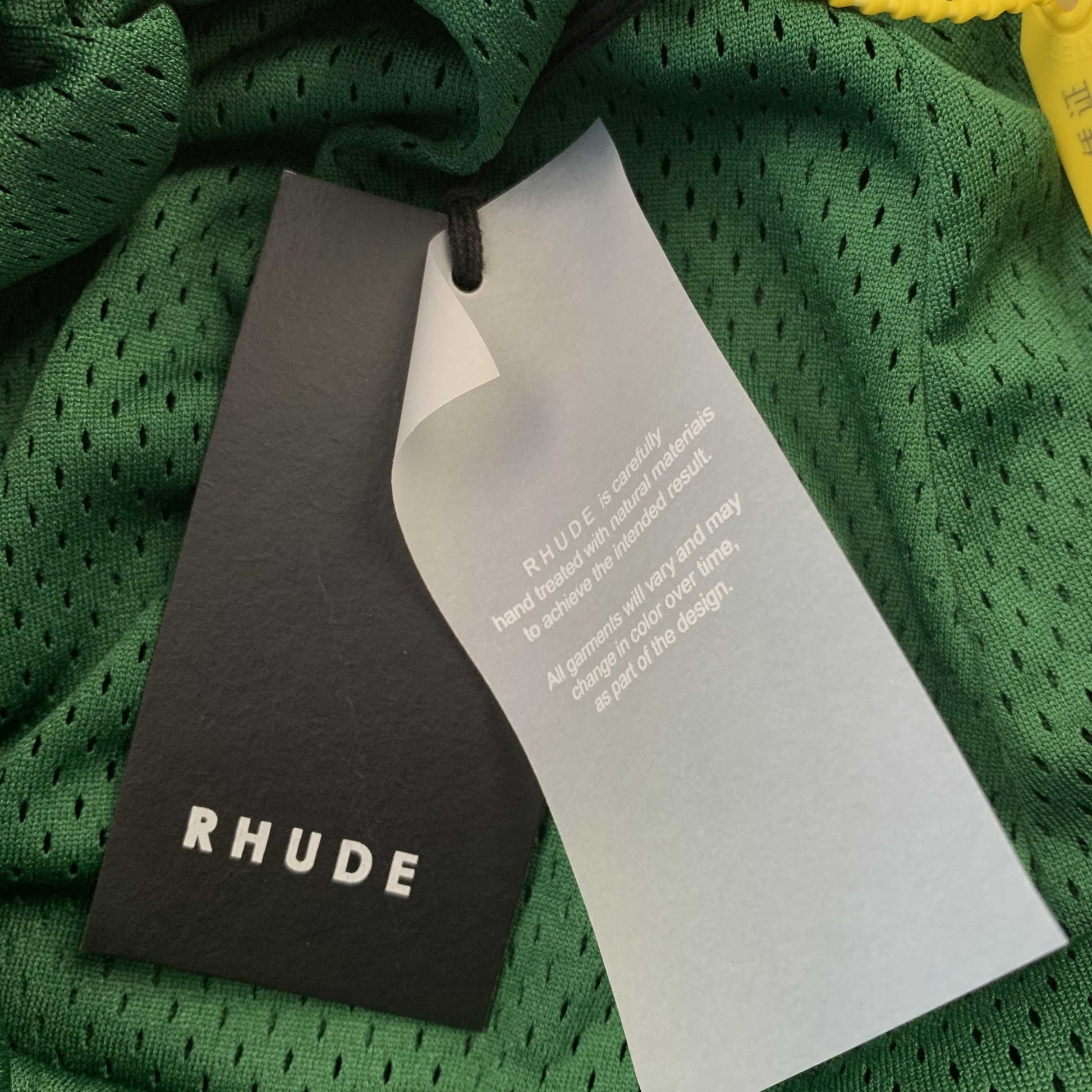 RHUDE COURT LOGO SHORTS GREEN - Sin Sity Reps