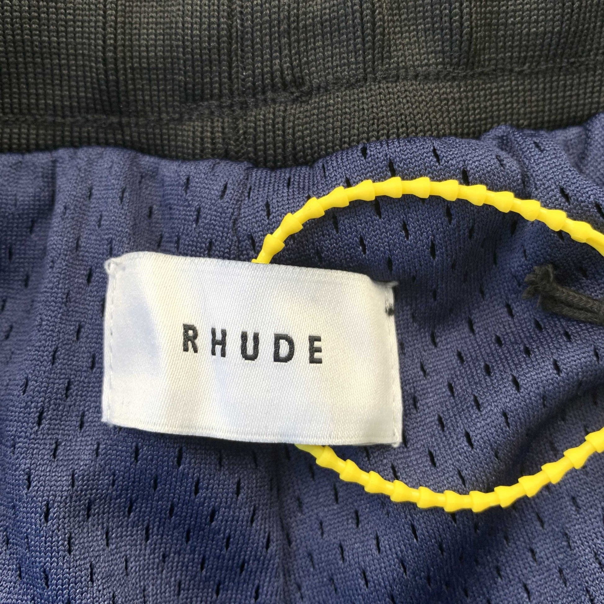 RHUDE COURT LOGO SHORTS NAVY - Sin Sity Reps