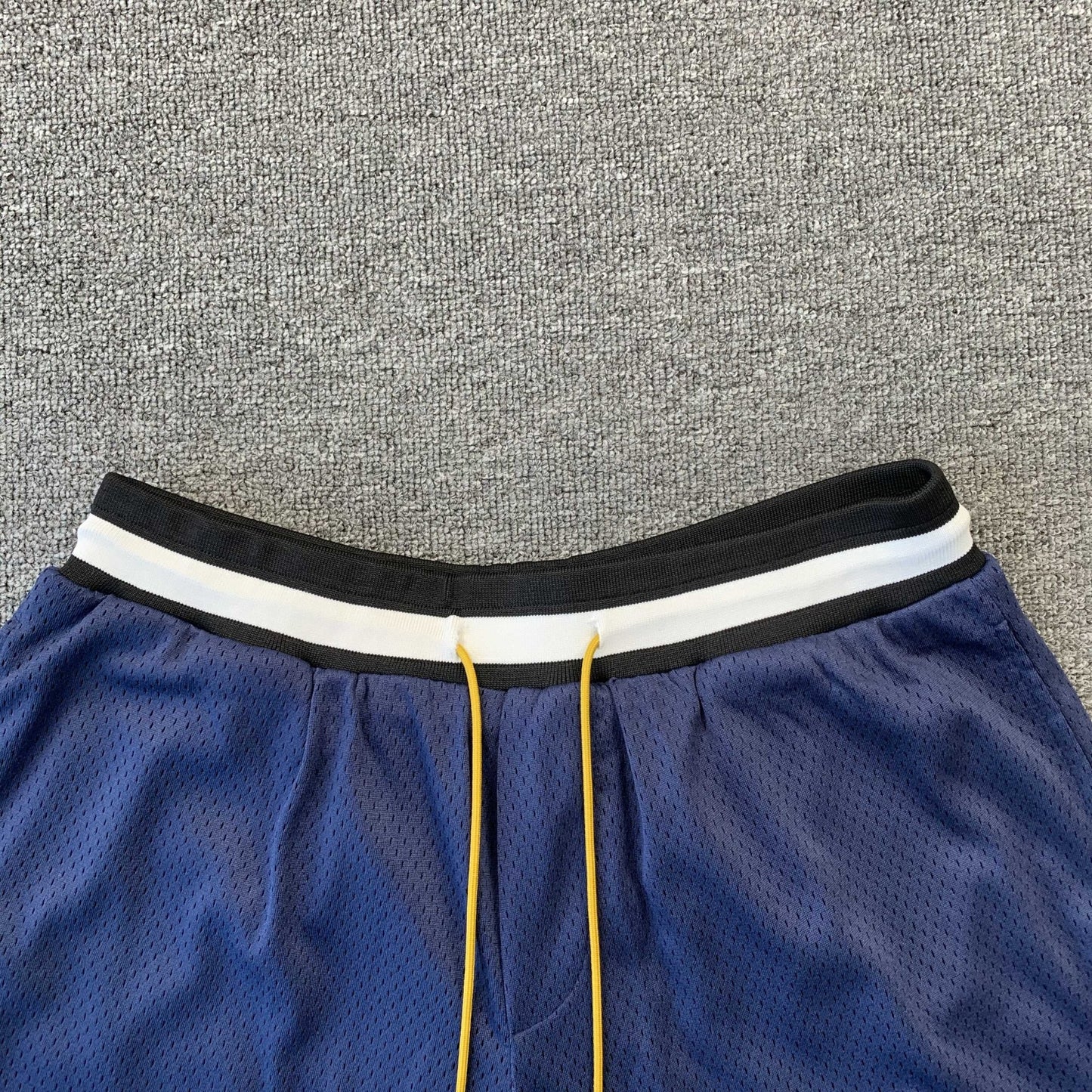 RHUDE COURT LOGO SHORTS NAVY - Sin Sity Reps