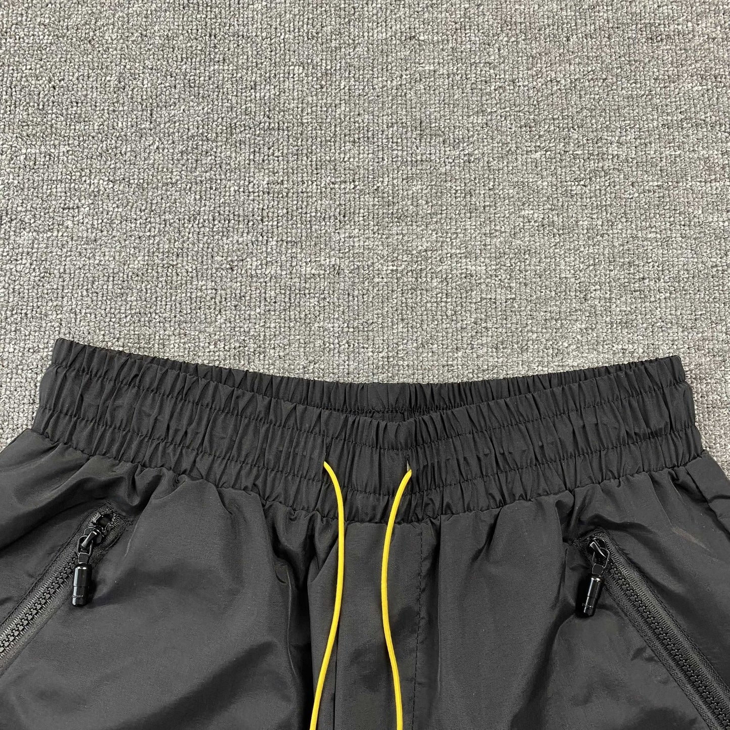 RHUDE RH LOGO SHORTS BLACK ON BLACK - Sin Sity Reps