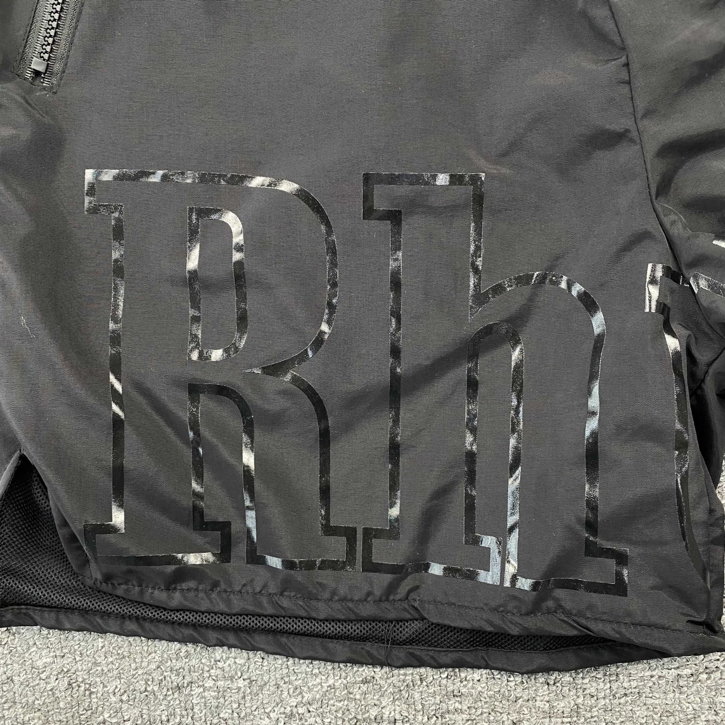 RHUDE RH LOGO SHORTS BLACK ON BLACK - Sin Sity Reps