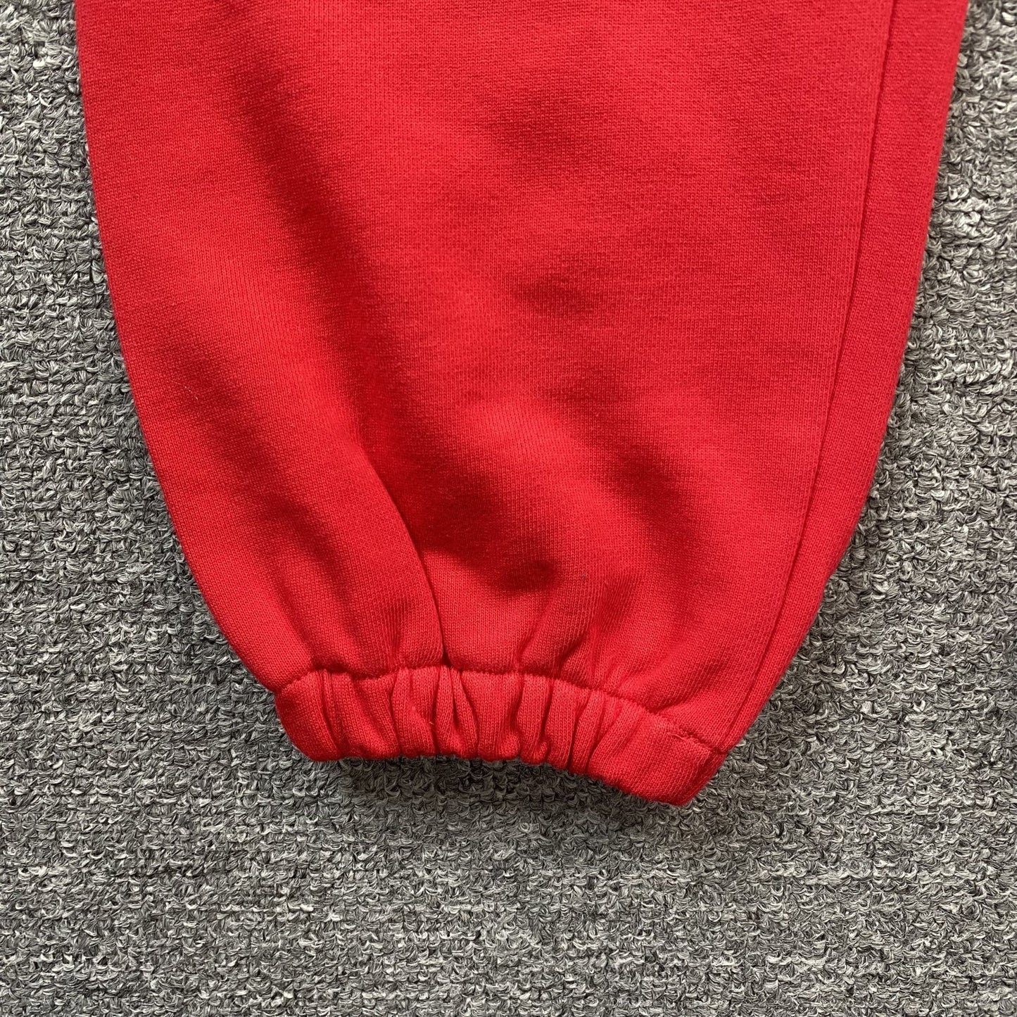 SP5DER BELUGA SWEATPANTS RED - Sin Sity Reps